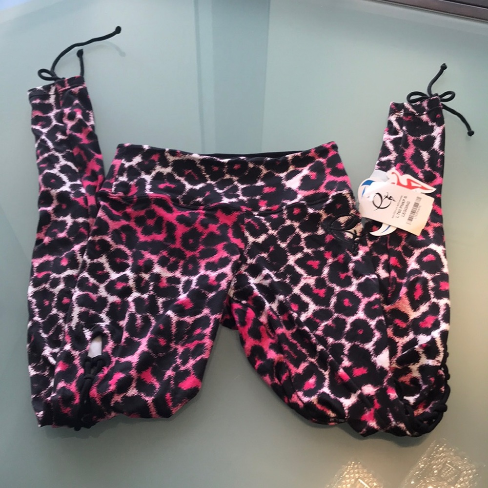 Equilibrium Pink leggings size small